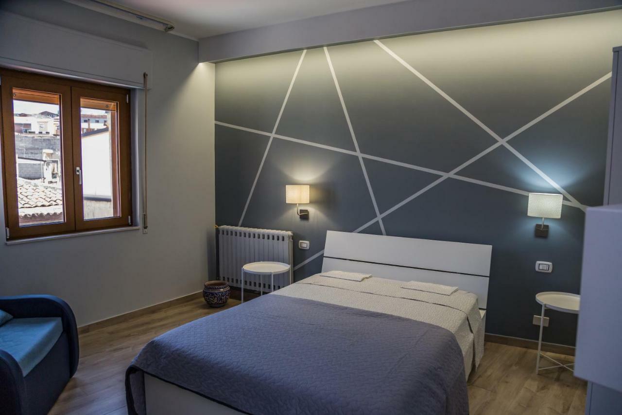 B&B Cortile Aurora Bronte Bagian luar foto