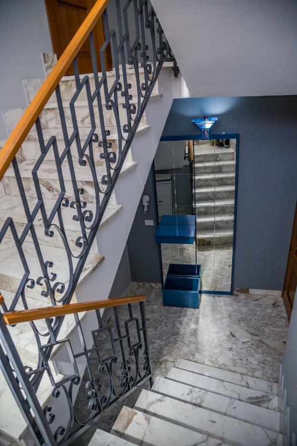 B&B Cortile Aurora Bronte Bagian luar foto